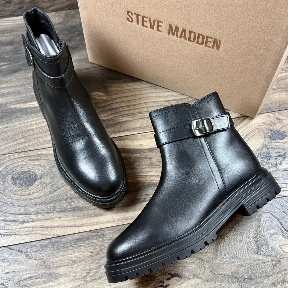 NIB Steve Madden Maezy 7M Black Leather Lug Sole Zip Ankle Boots Booties - Picture 2 of 12